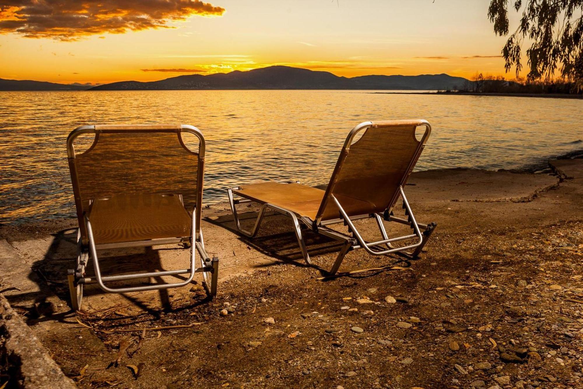 Karnagio Seafront In Agria Villa Káto Lekhónia Kültér fotó